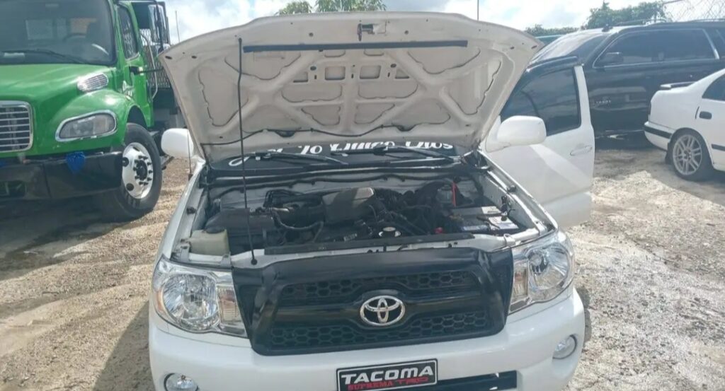 Toyota Tacoma 2011