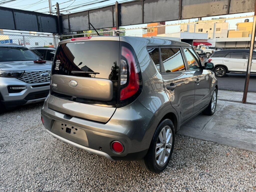 Kia Soul LX 2019