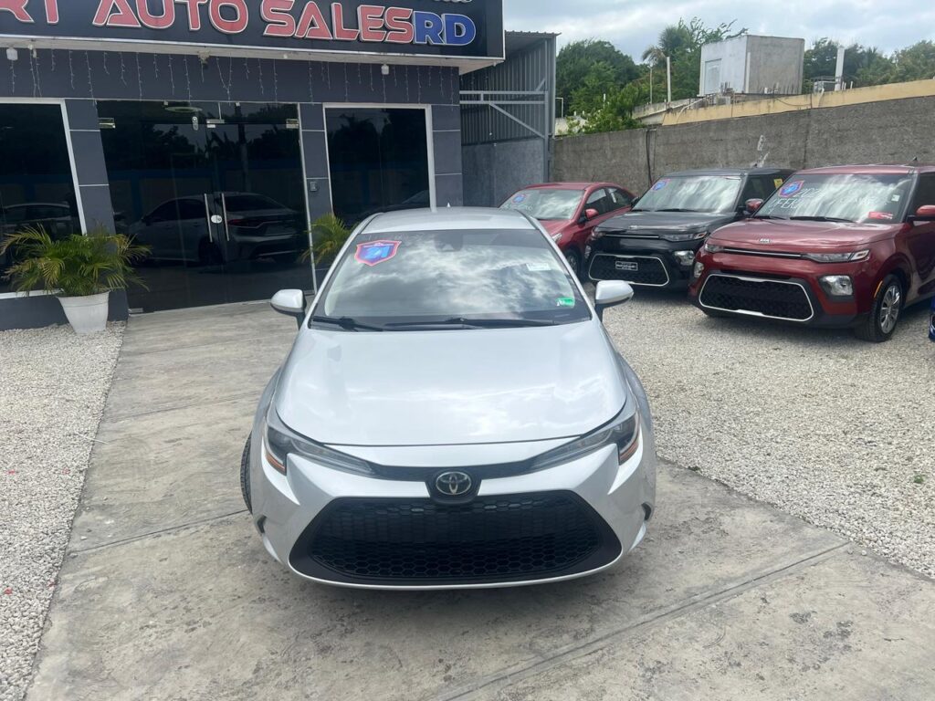 Toyota Corolla LE 2021