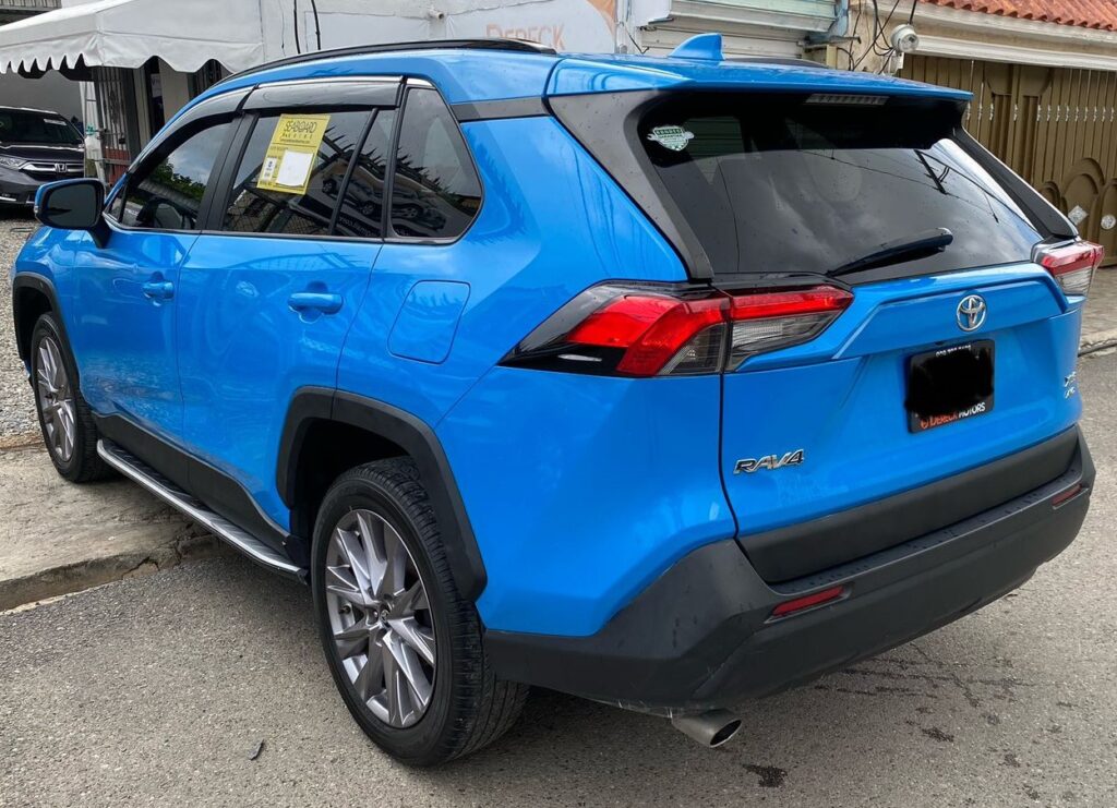 Toyota RAV4 XLE 2019