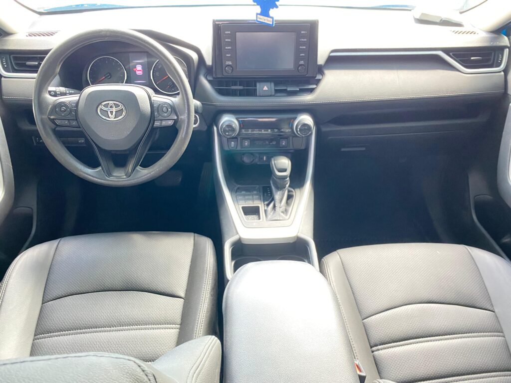 Toyota RAV4 XLE 2019