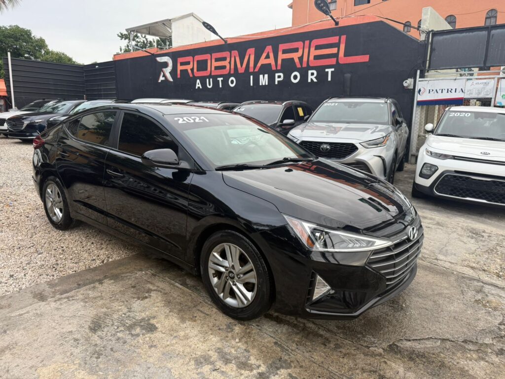 Hyundai Elantra SEL 2020