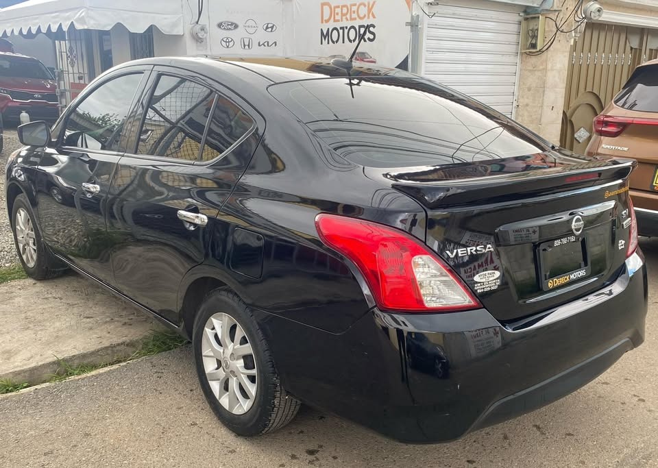 Nissan Versa 2017
