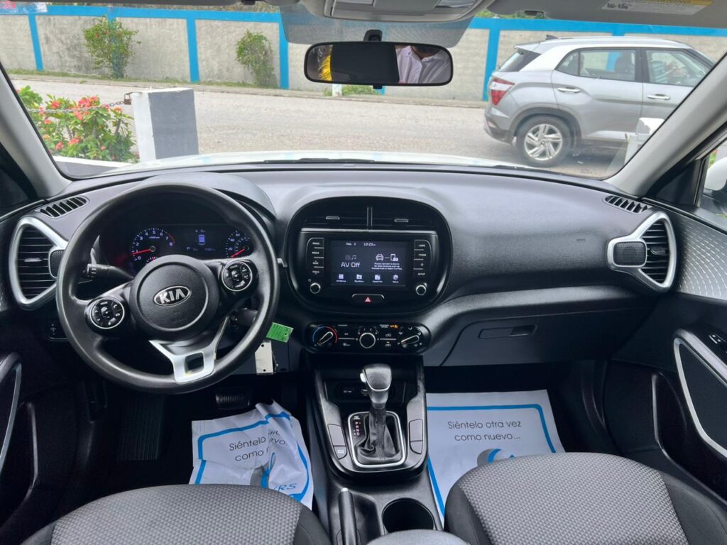 Kia Soul LX 2020