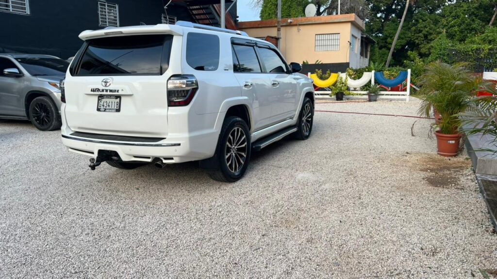 Toyota 4Runner Limited 2016