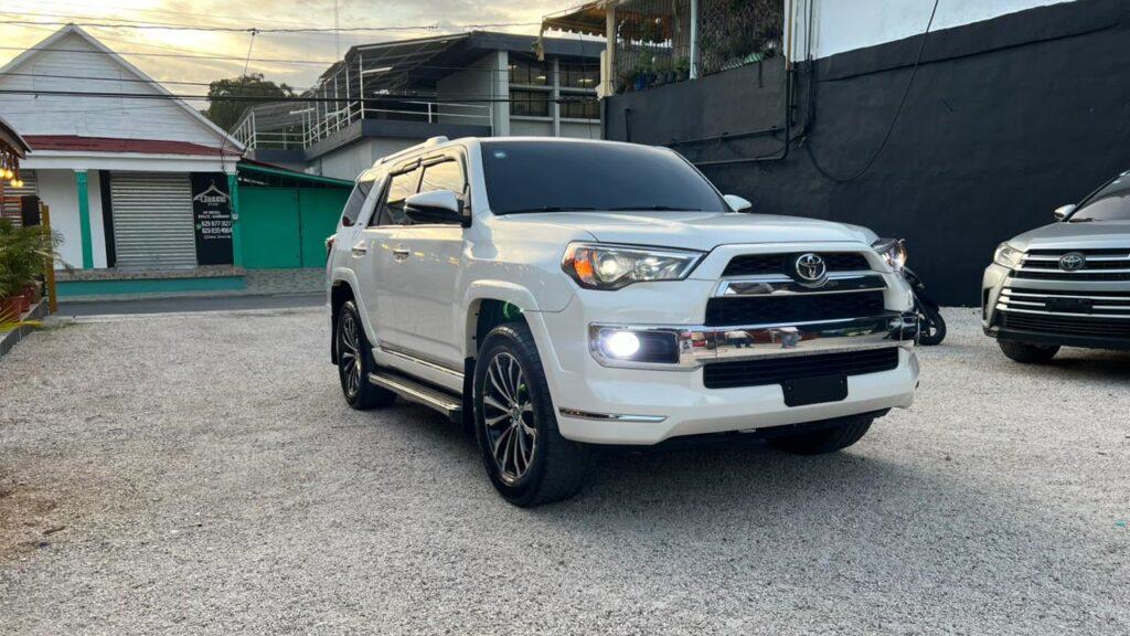 Toyota 4Runner Limited 2016