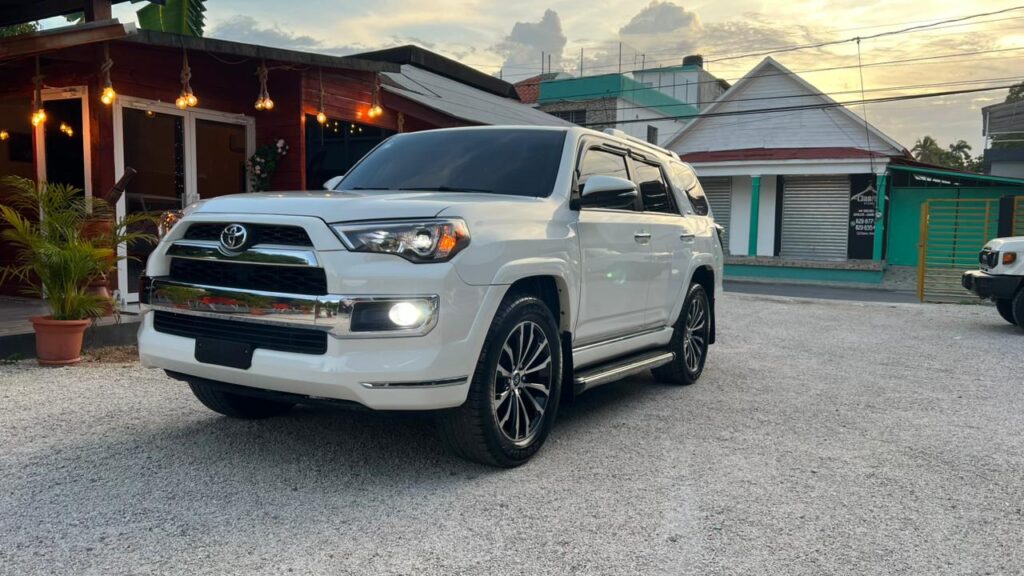 Toyota 4Runner Limited 2016