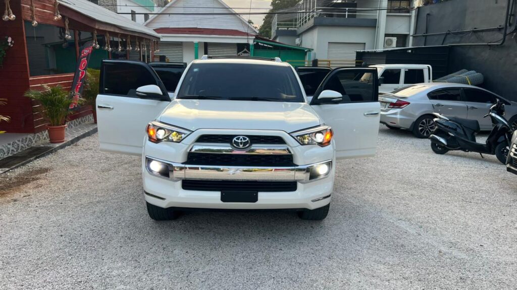 Toyota 4Runner Limited 2016