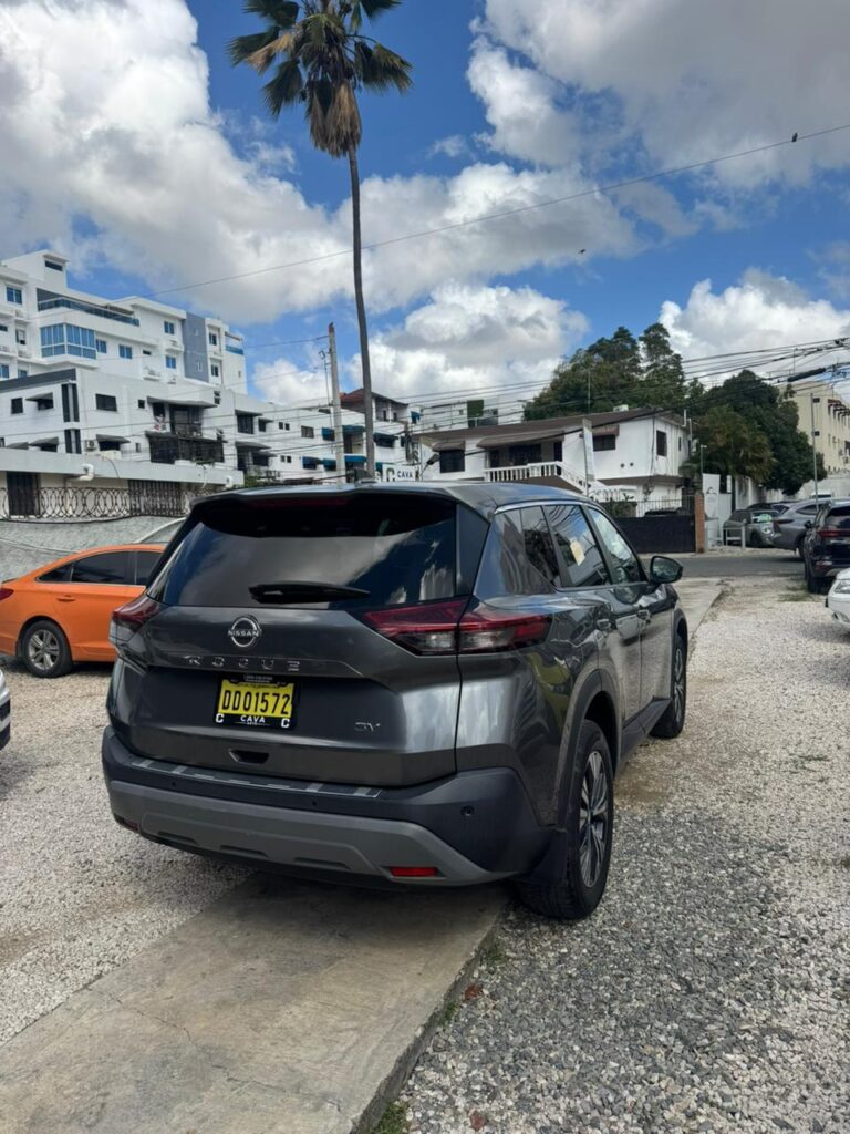 Nissan Rogue SV 2022