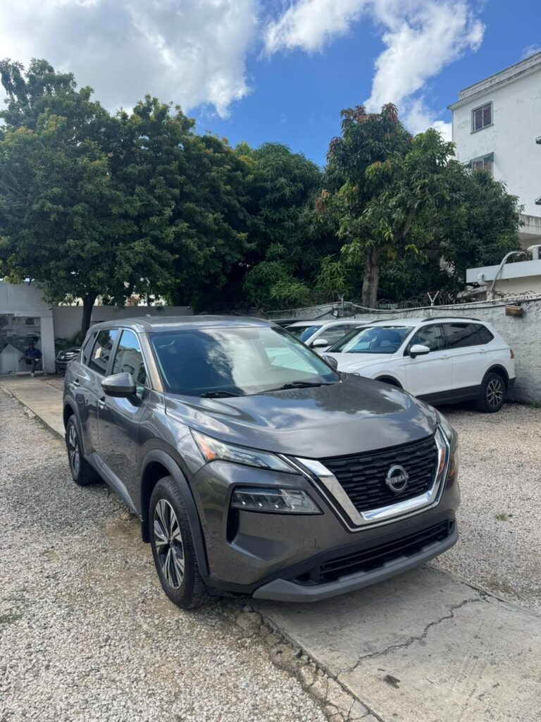 Nissan Rogue SV 2022