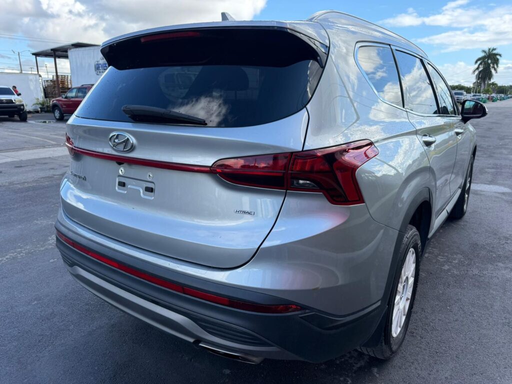 Hyundai Santa Fe SEL 2023