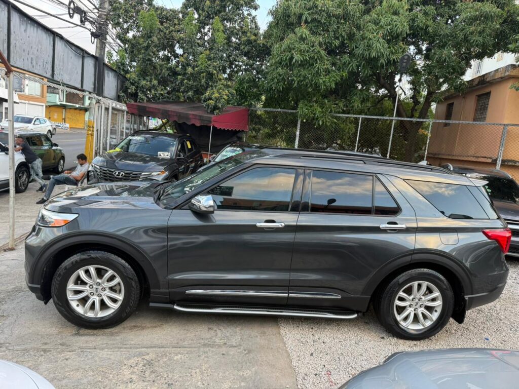 Ford Explorer XLT 2020