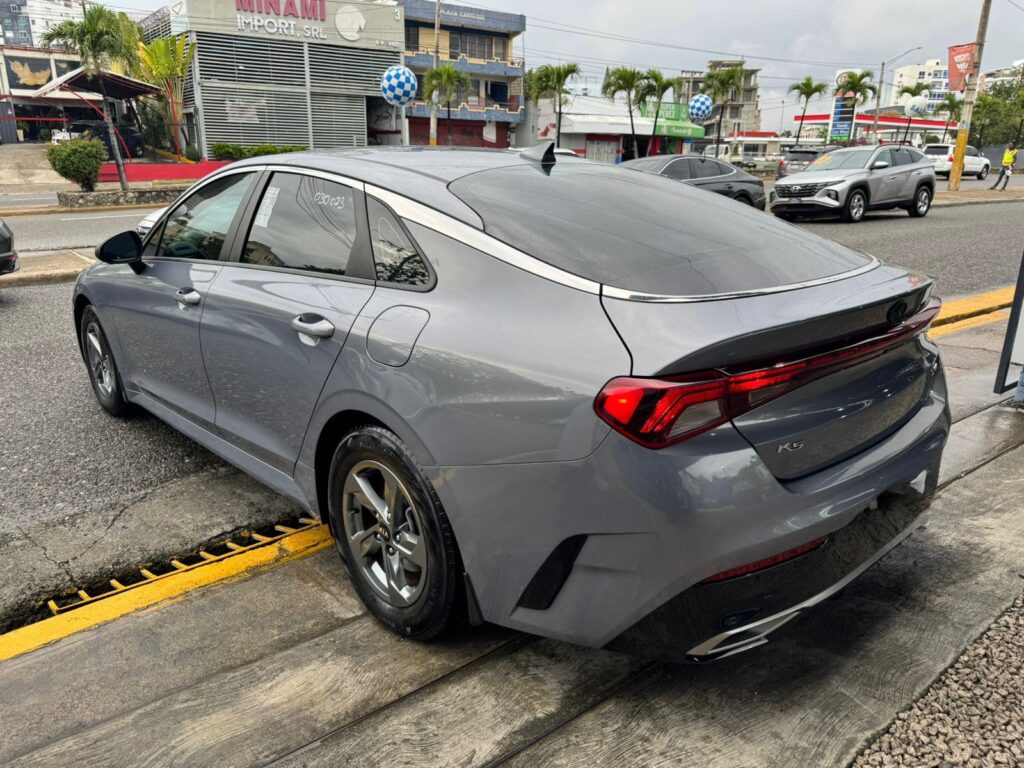 Kia K5 LX 2021
