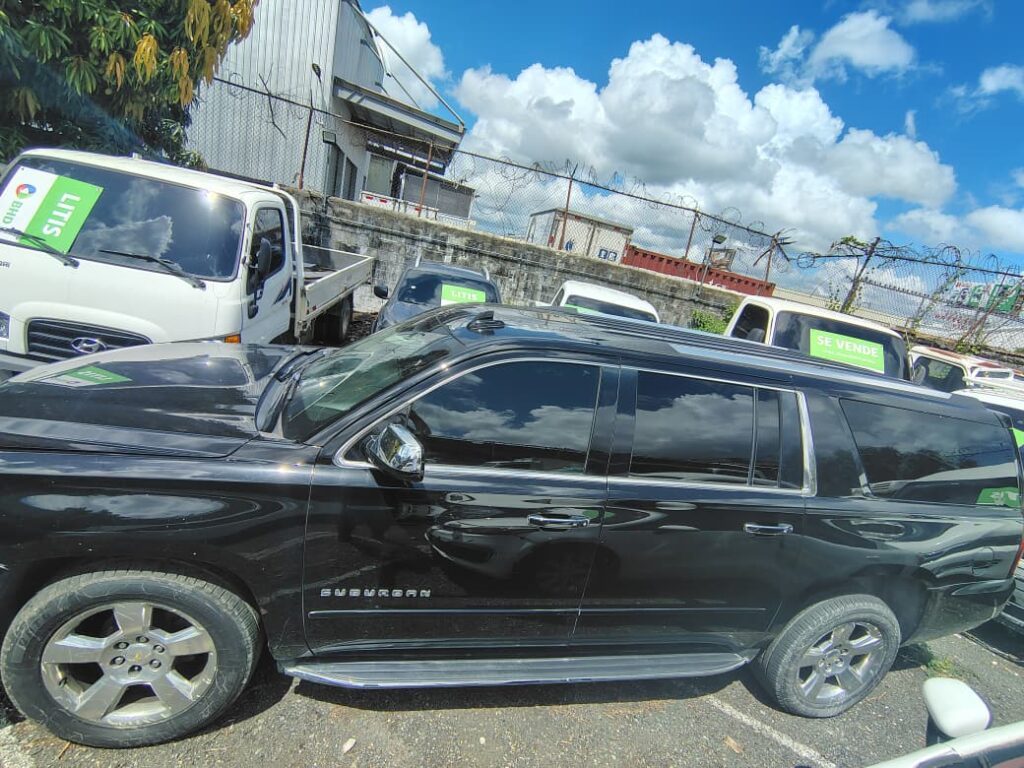 Chevrolet Suburban 2019