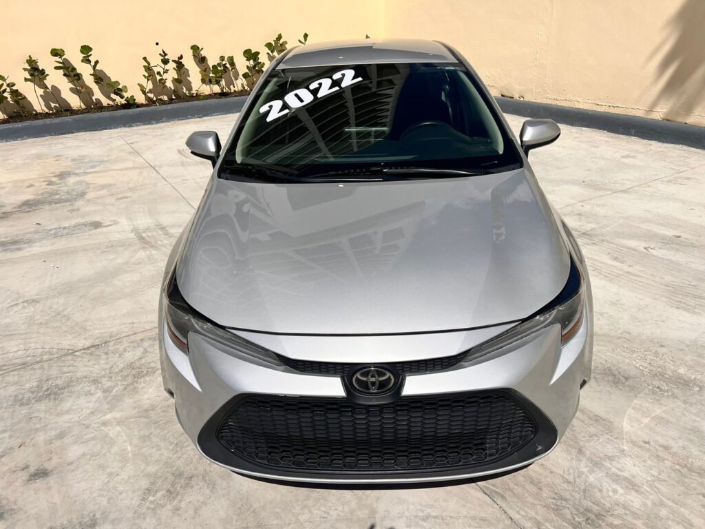 Toyota Corolla LE 2022