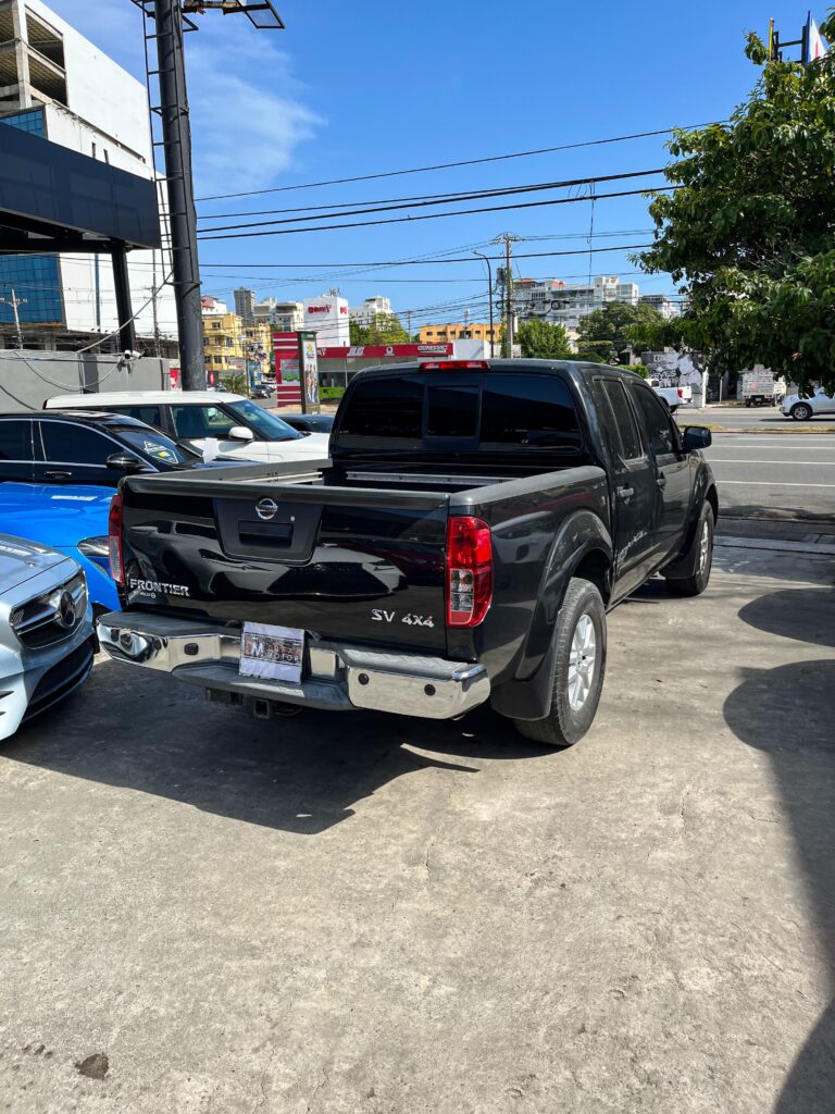 Nissan Frontier SV 2019