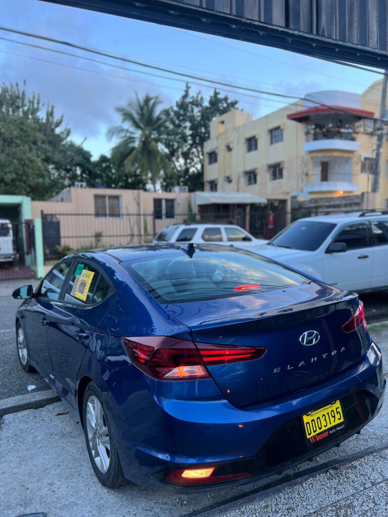 Hyundai Elantra LX 2020