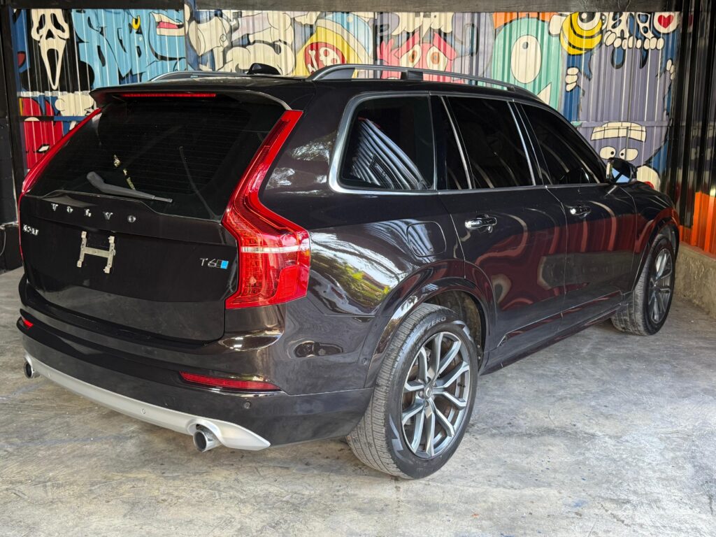 Volvo XC90 T6 momentum 2016