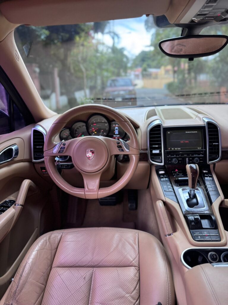 Porsche Cayenne S 2013