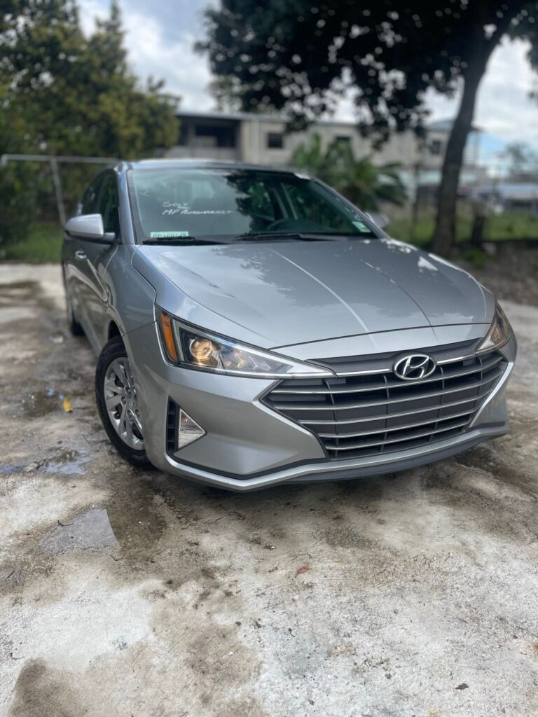 Hyundai Elantra SEL 2020