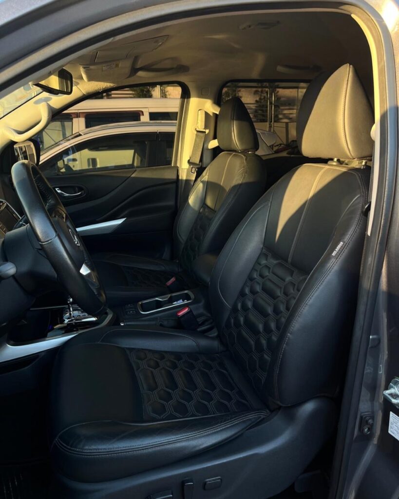 Nissan Frontier LE 2023