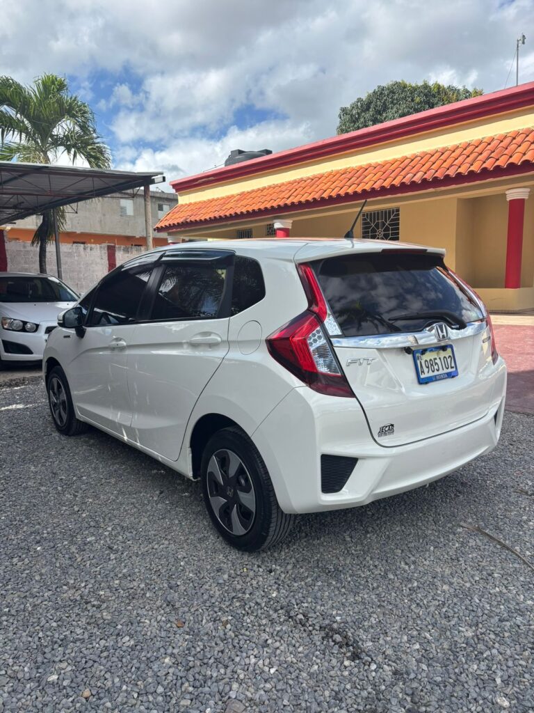Honda Fit Hybrid 2017