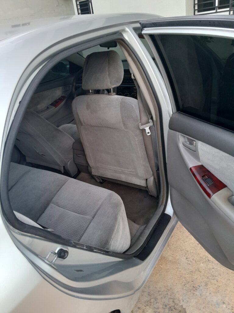 Toyota Corolla LE 2007