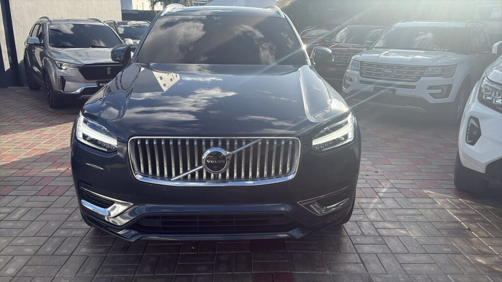 Volvo XC90 B6 2022
