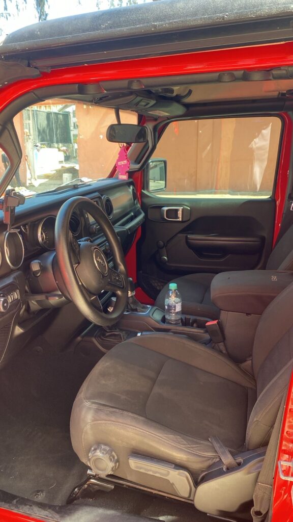 Jeep Wrangler Unlimited Sport 2018