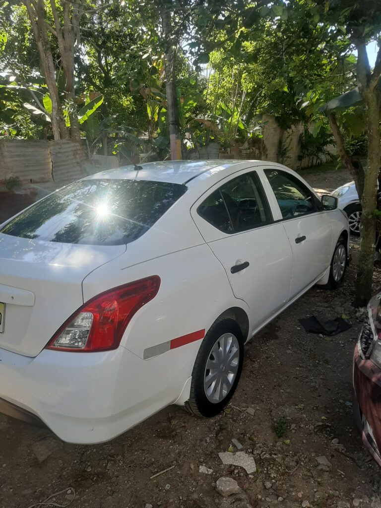 Nissan Versa 2019