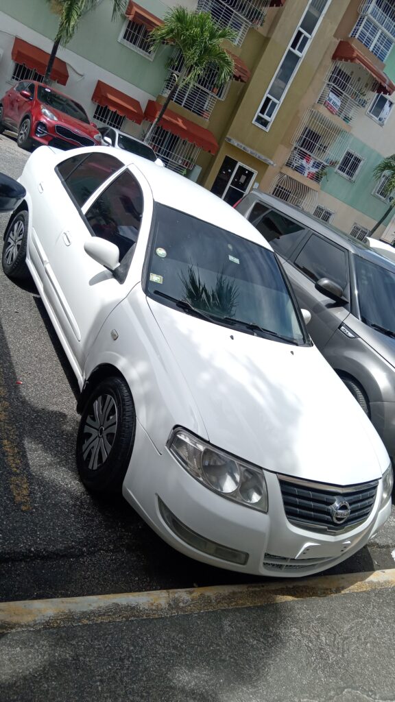 Nissan Sentra EX 2011