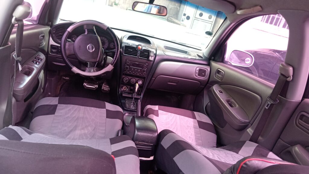 Nissan Sentra EX 2011