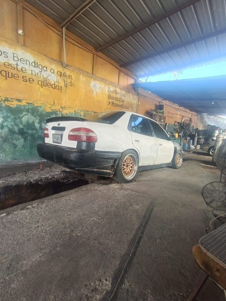 Toyota Corolla 1999