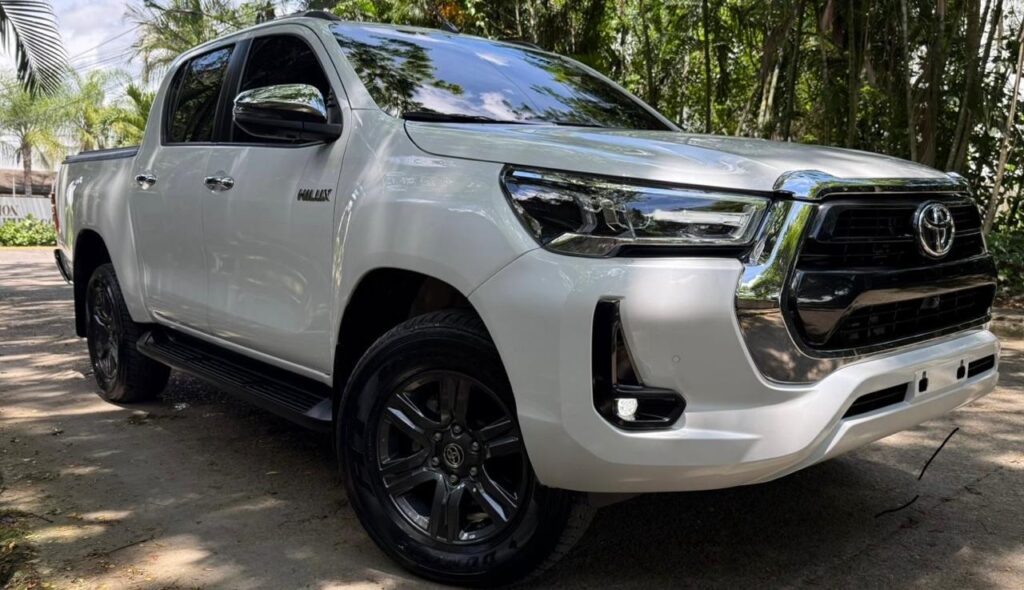 Toyota Hilux SRV 2024