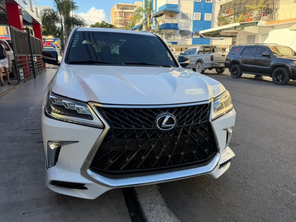 Lexus LX 570 2016