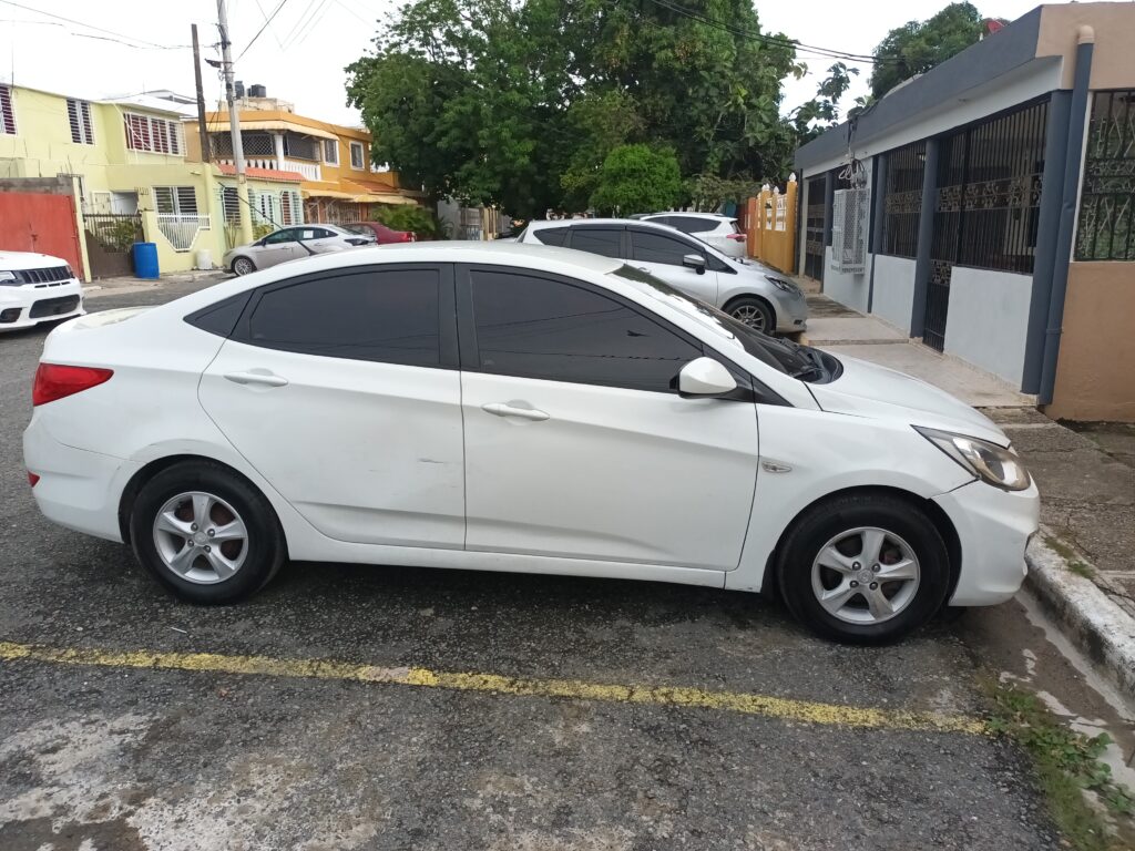 Hyundai Accent 2015