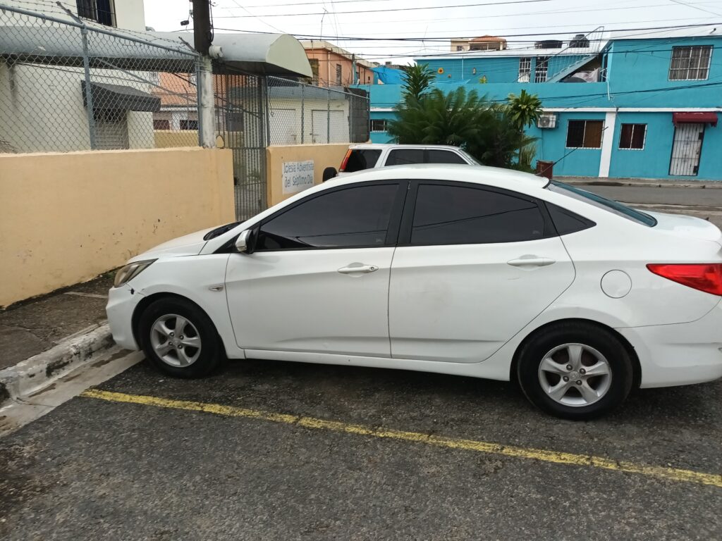 Hyundai Accent 2015