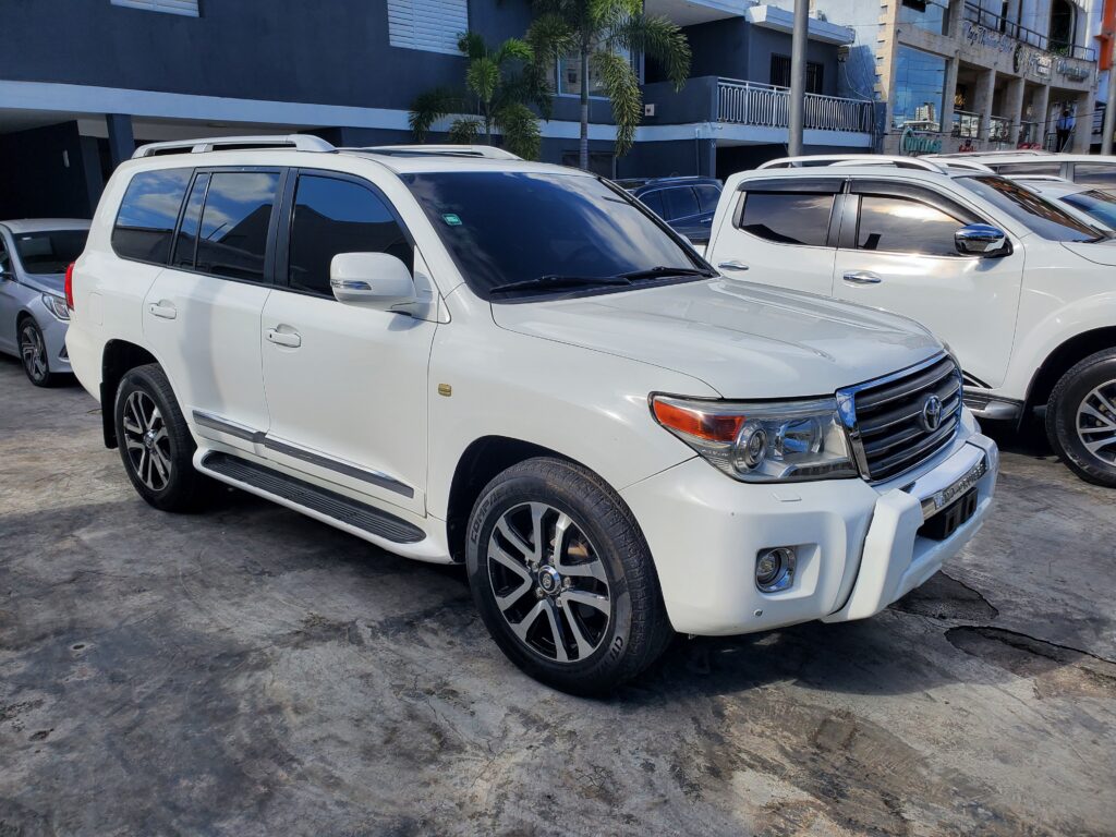 Toyota Land Cruiser VX 2008