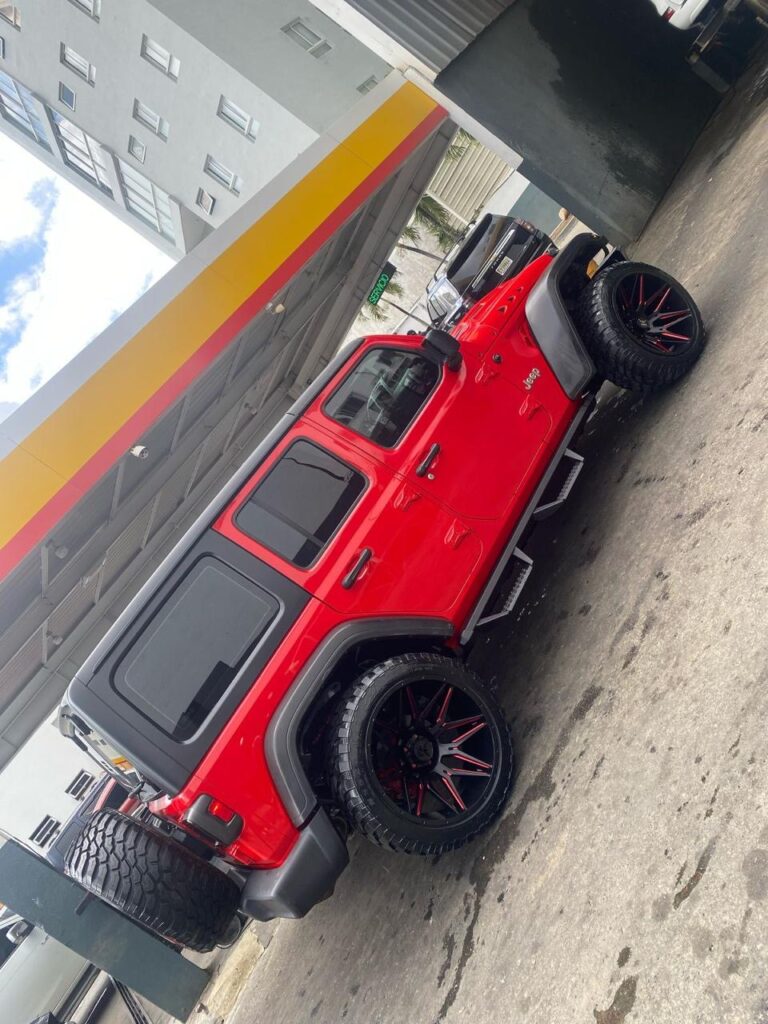 Jeep Wrangler Unlimited Sport 2018