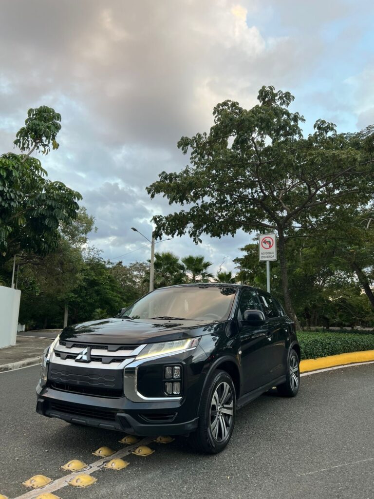 Mitsubishi Outlander Sport 2020