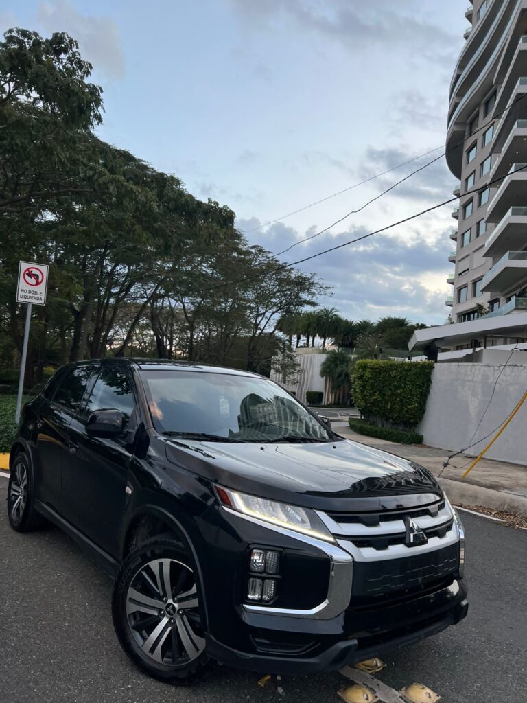 Mitsubishi Outlander Sport 2020