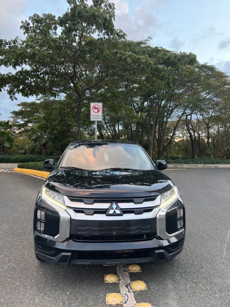 Mitsubishi Outlander Sport 2020