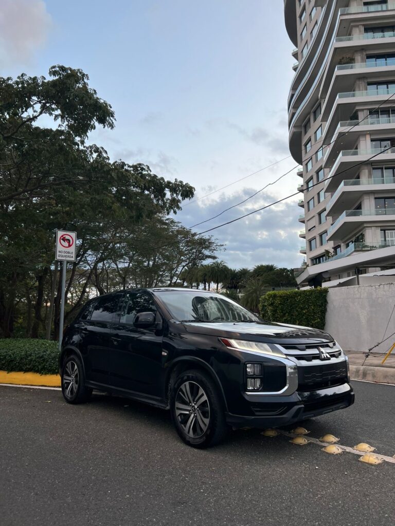 Mitsubishi Outlander Sport 2020