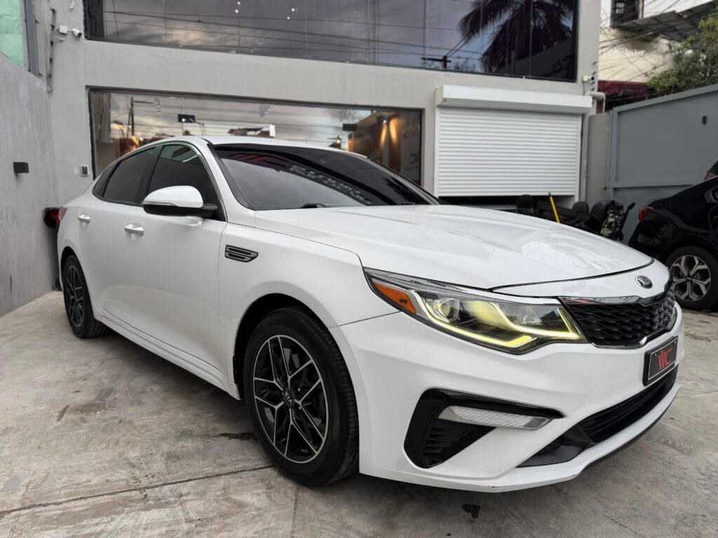 Kia Optima LX 2020