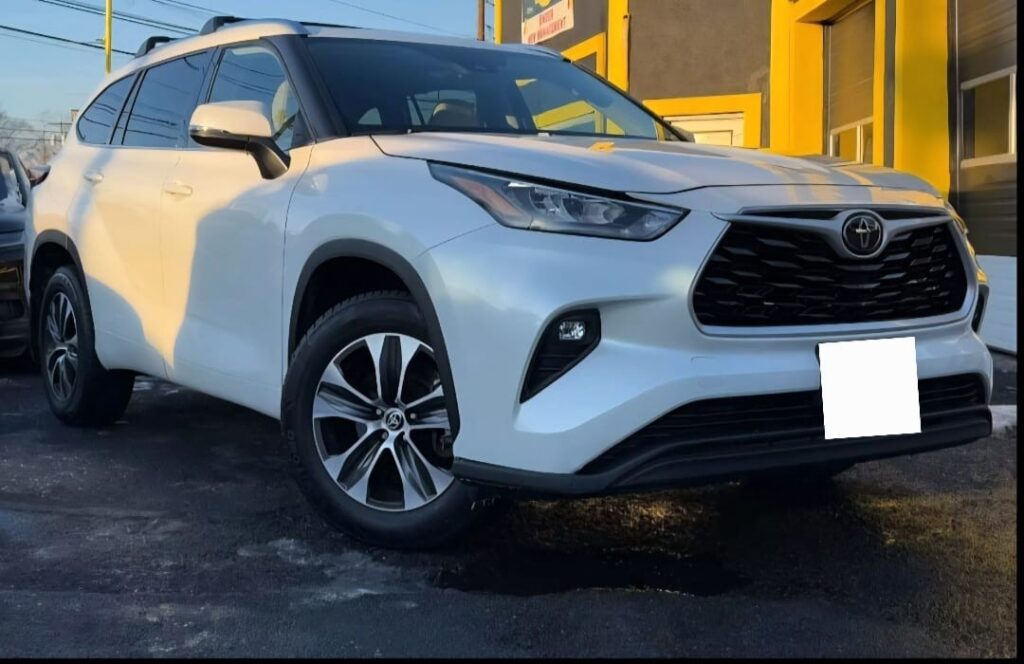 Toyota Highlander XLE 2020