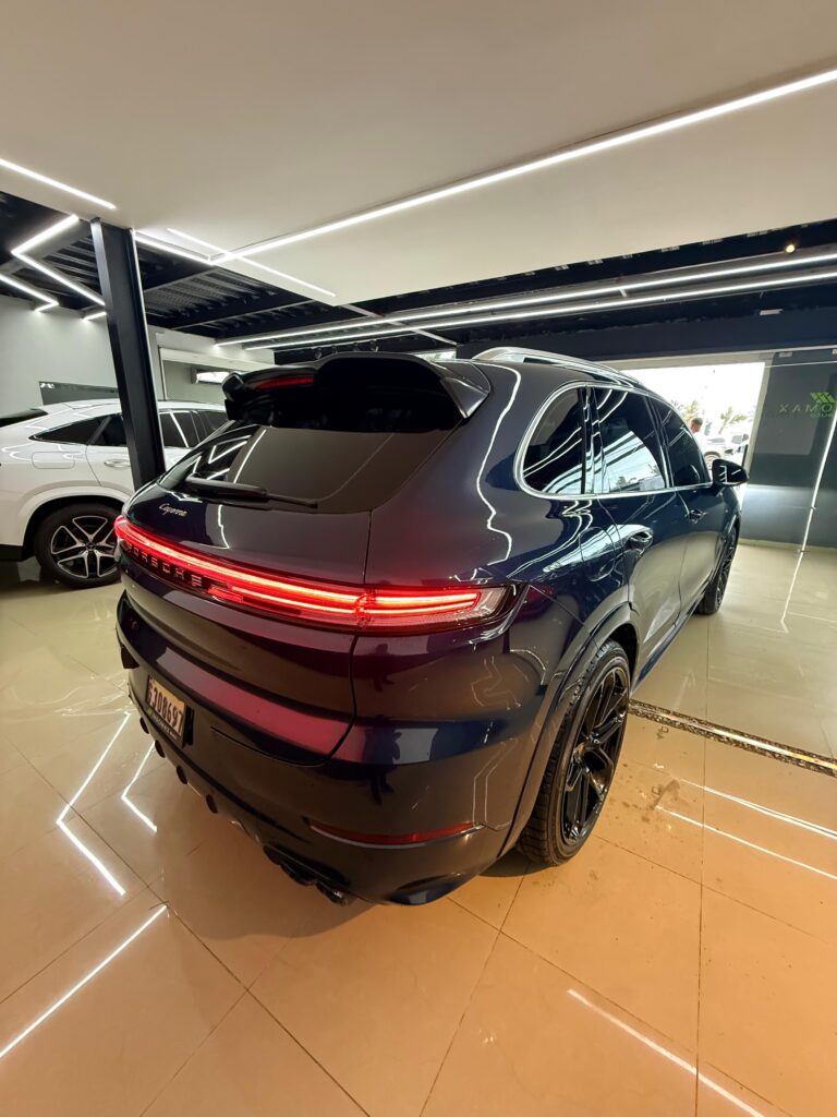 Porsche Cayenne GTS 2014