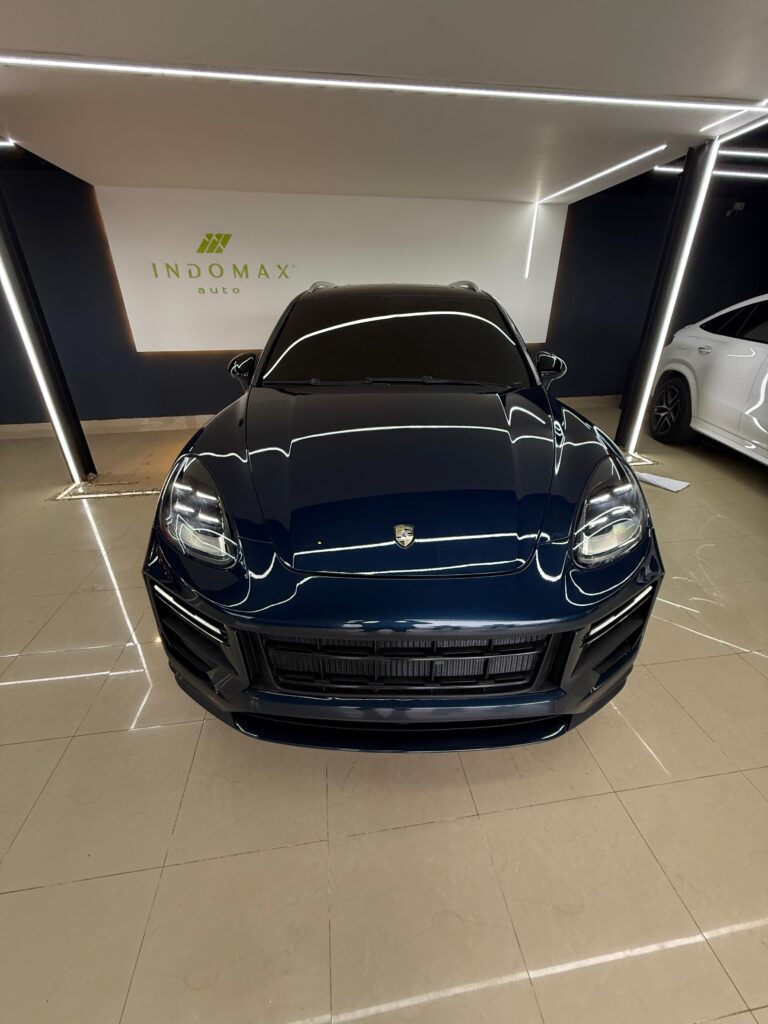 Porsche Cayenne GTS 2014