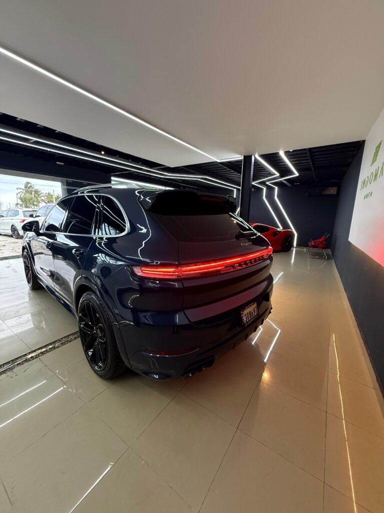 Porsche Cayenne GTS 2014