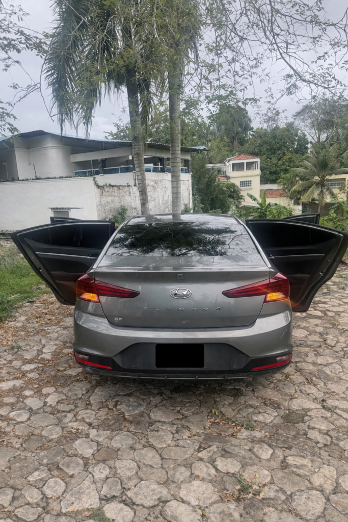 Hyundai Elantra SEL 2020