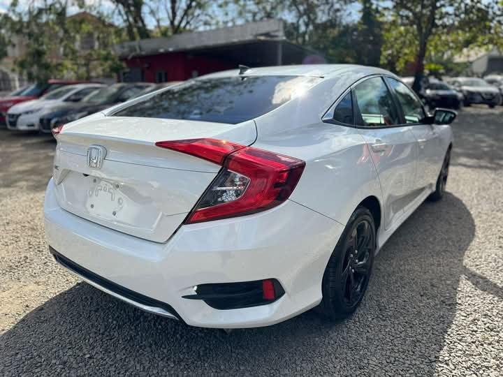 Honda Civic LX 2021